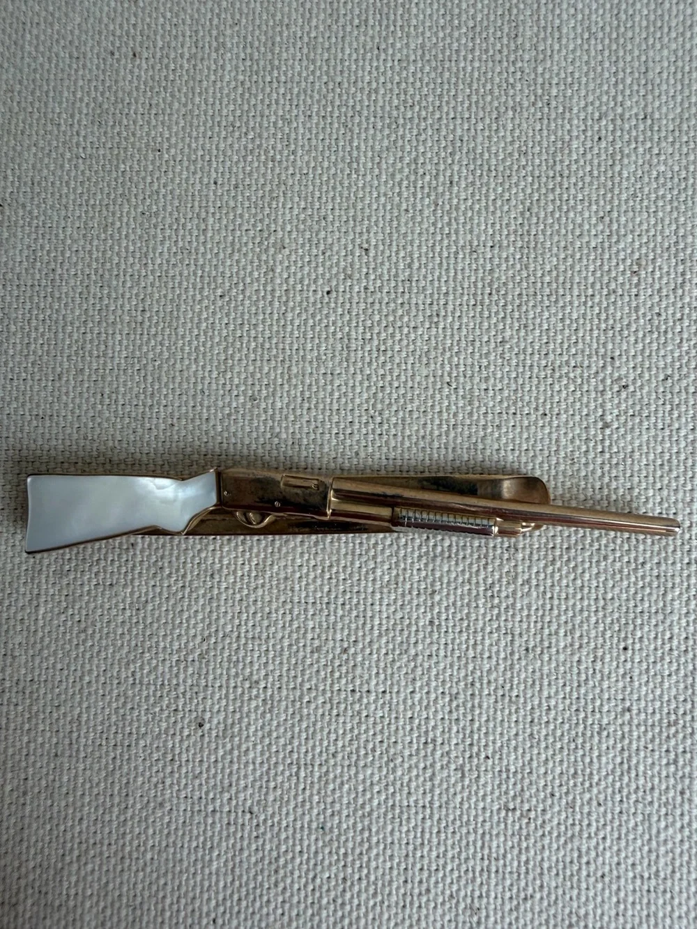 Vintage Swank Mother Of Pearl Rifle Shotgun Tie Bar 1950s